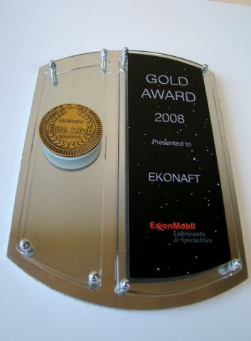 Złoty medal w roku 2008
Złoty medal European Distributor Elite Club ExxonMobil w roku 2008.