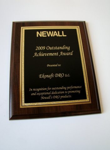 Nagroda od NEWALL w roku 2009
Nagroda od NEWALL za promowanie produktów firmy w 2009 roku.