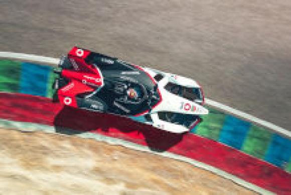 ExxonMobil rozszerza współpracę technologiczną z Porsche o wyścigi Formuła E